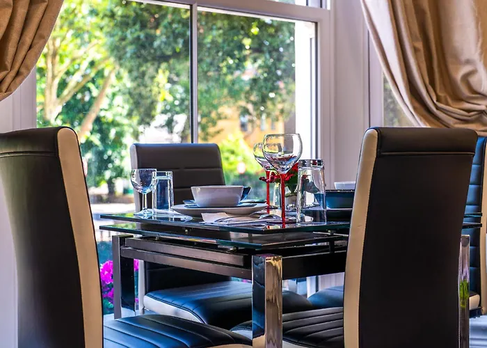Maida Vale - Carlton Vale Apartments